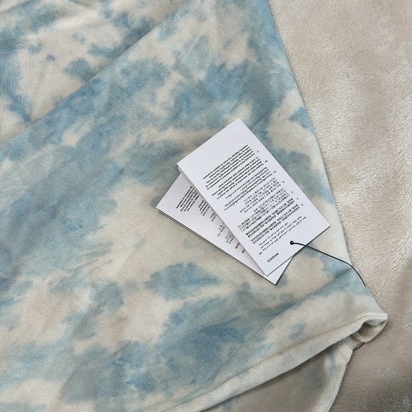 Nike Sportswear Washed Jersey Cloud Hoodie
Size Large | NWT | Retail $75 - Picture 9 of 13